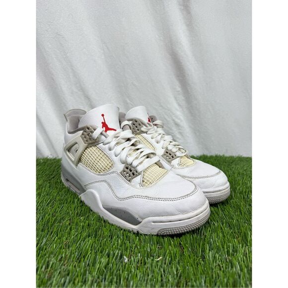 Size 10.5 - Jordan 4 Retro Mid White Oreo - Picture 1 of 9